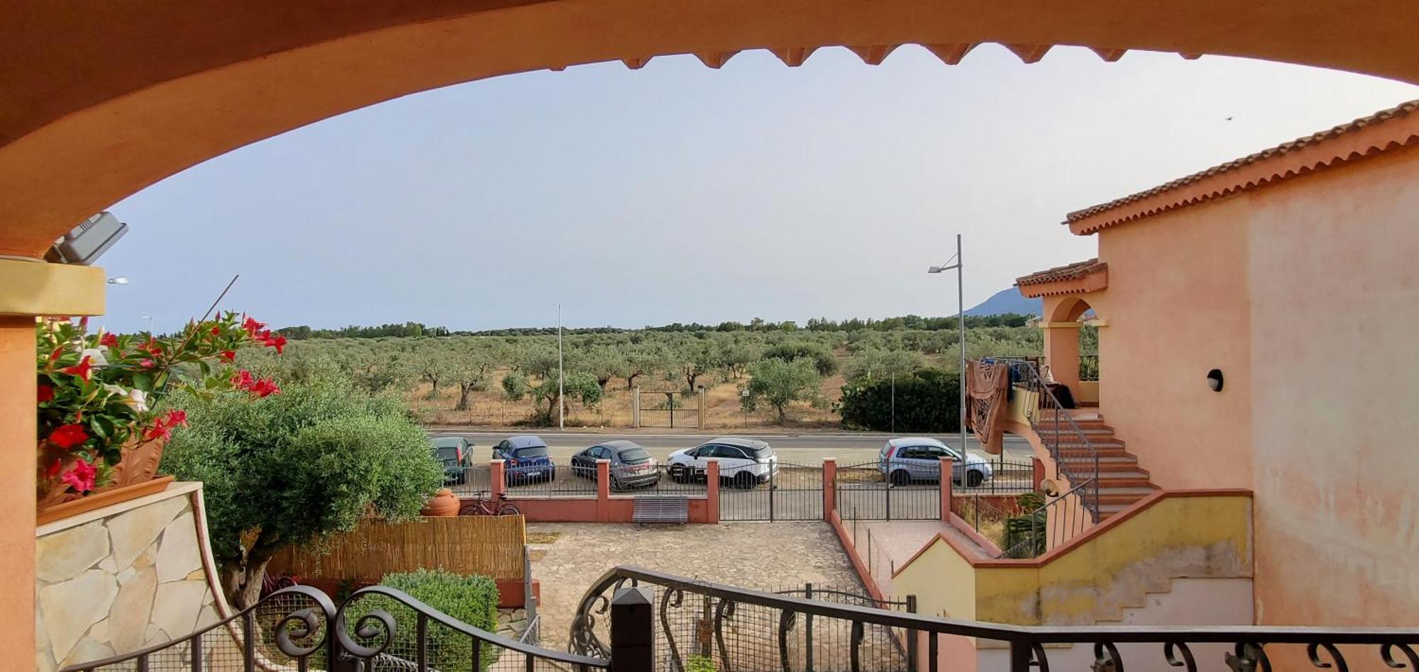 Appartamento A Pula Vicino Al Mare Luaran gambar