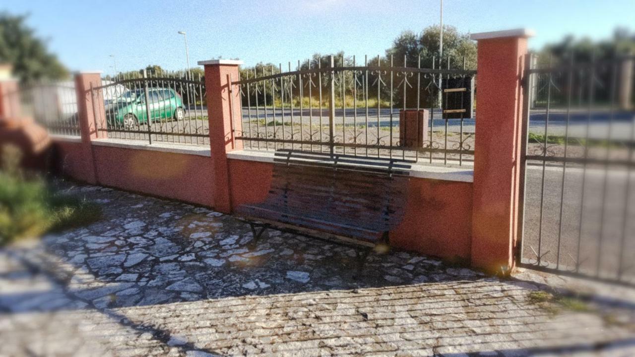 Appartamento A Pula Vicino Al Mare Luaran gambar
