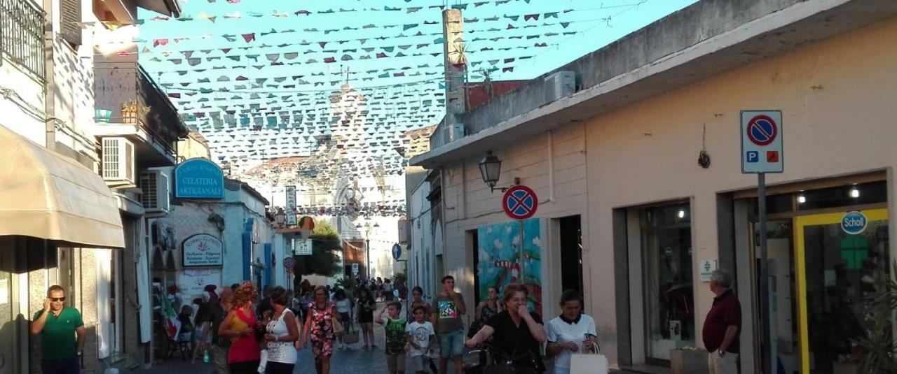 Appartamento A Pula Vicino Al Mare Luaran gambar
