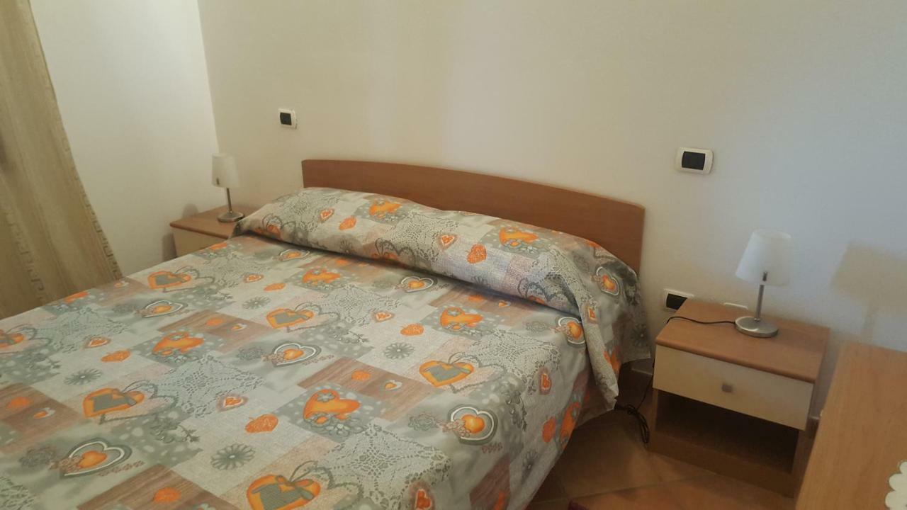 Appartamento A Pula Vicino Al Mare Luaran gambar